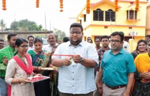Read more about the article ସରକାରୀ ଶିଶୁ ଯତ୍ନ ଅନୁଷ୍ଠାନ ଉତ୍କଳ ବାଳାଶ୍ରମକୁ ଉଦଘାଟନ କଲେ ଜିଲ୍ଲାପାଳ