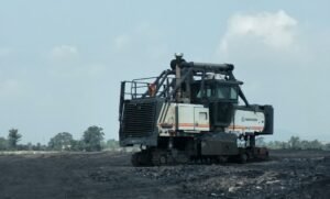 Read more about the article ୨୦୨୨-୨୩ ଆର୍ଥିକ ବର୍ଷରେ କୋଇଲା ଉତ୍ପାଦନ ଲକ୍ଷ୍ୟ ପାର କଲା ଏମସିଏଲ, ଶୁଭେଚ୍ଛା ଜଣାଇଲେ ଅଧ୍ୟକ୍ଷ