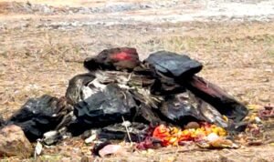 Read more about the article ନିଶାର୍ଦ୍ଧରେ ମା’ ହିଙ୍ଗୁଳାଙ୍କ ଉଭାସ୍ଥଳୀ ଚିହ୍ନଟ,  ମା’ ଅଗ୍ନିରୂପାଙ୍କ ଦର୍ଶନ ପାଇଁ ଶ୍ରଦ୍ଧାଳୁଙ୍କ ପ୍ରବଳ ଭିଡ଼