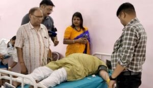 Read more about the article ସାମଲ କେୟାରର ୧୦ମ ପ୍ରତିଷ୍ଠା ଦିବସରେ ରକ୍ତଦାନ ଶିବିର, ୫୧ ୟୁନିଟ୍ ରକ୍ତ ସଂଗୃହୀତ