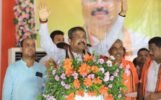 ଛେଣ୍ଡିପଦାରେ ‘ଗରିବ କଲ୍ୟାଣ ସମାବେଶ’ରେ ବର୍ଷିଲେ କେନ୍ଦ୍ରମନ୍ତ୍ରୀ, କହିଲେ- କେନ୍ଦ୍ର ପଠାଉଥିବା ଥିବା ବାଟମାରଣା ହେଉଛି