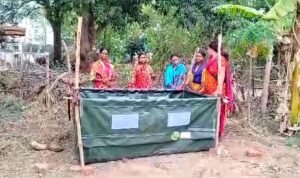 Read more about the article ଜିଆଖତ ପ୍ରସ୍ତୁତି ପ୍ରଣାଳୀ ପ୍ରଶିକ୍ଷଣ ନେଲେ ୫ ଟି ମହିଳା ସ୍ୱୟଂ ସହାୟକ ଗୋଷ୍ଠୀର ମହିଳା