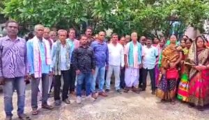 Read more about the article ପାନୀୟ ଜଳ ଯୋଗାଣରେ ବ୍ୟାଘାତ ସୃଷ୍ଟି ଅଭିଯୋଗ, ଜିଲ୍ଲାପାଳଙ୍କୁ ଅଭିଯୋଗ କଲେ ପନ୍ଦରଭରଣିଆବାସୀ