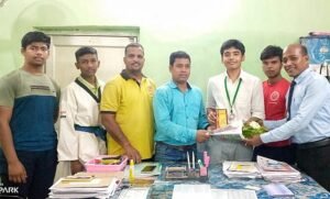 Read more about the article ରାଜ୍ୟସ୍ତରୀୟ ଜୁଡ଼ୋ ପ୍ରତିଯୋଗିତାରେ ଅନୁଗୁଳ ଜିଲ୍ଲାକୁ ବଡ଼ ସଫଳତା: ରୌପ୍ୟ ପଦକ ହାତେଇଲେ ରୁଦ୍ର ଜେଠୱା