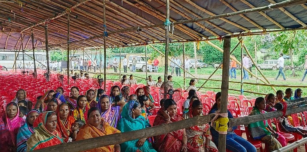 You are currently viewing କଙ୍କରାଇ ଠାରେ ସୁଭଦ୍ରା ଖୋଲା ମୁହଁ କୋଇଲା ଖଣି ପାଇଁ ଜନଶୁଣାଣି ଆୟୋଜିତ, କ୍ଷତିଗ୍ରସ୍ତଙ୍କୁ ସ୍ଥାୟୀ ନିଯୁକ୍ତି ସହ ଅନ୍ୟ ସୁବିଧା ଦେବାକୁ ନିଷ୍ପତ୍ତି