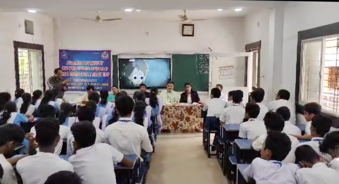 You are currently viewing ଅନୁଗୁଳ ଜିଲ୍ଲା ଆଇନସେବା ପ୍ରାଧିକରଣ ତରଫରୁ ଆଇନ ସଚେତନତା ଶିବିର, ମାଗଣାରେ ନ୍ୟାୟ ଦେବା ଉପରେ ଗୁରୁତ୍ୱାରୋପ