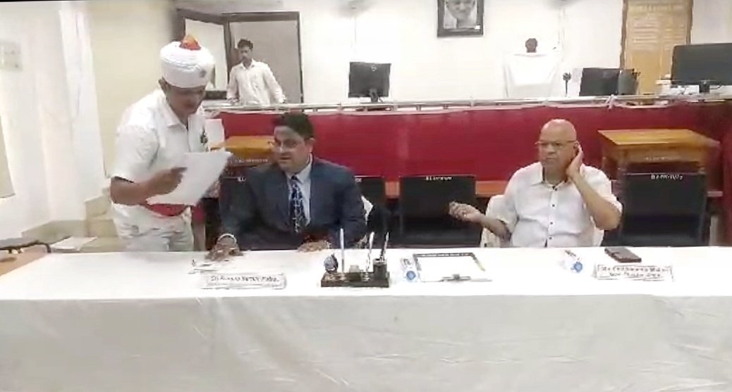 You are currently viewing ଅନୁଗୁଳରେ ଜିଲ୍ଲାସ୍ତରୀୟ ଲୋକ ଅଦାଲତ: ସମାଧାନ ହେଲା ୫୨୬ ମାମଲା, ଦେଢ଼ କୋଟି ଟଙ୍କାର କ୍ଷତି ପୂରଣ ପ୍ରଦାନ