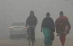 Read more about the article ରାଜ୍ୟରେ ଅନୁଭବ ହେଲାଣି ହାଲକା ଶୀତ: ୧୯ ଡିଗ୍ରୀ ତଳକୁ ଖସିଲା ପାରଦ