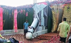 Read more about the article ଦାଉ ସାଧିଲା କାଳବୈଶାଖୀ! ଭାଙ୍ଗି ଗଲି ପଡ଼ିଲା ଲକ୍ଷ୍ମୀ ପୂଜା ତୋରଣ