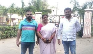 Read more about the article ସଚେତନତା ପୋଷ୍ଟର ଚିରିଲେ ଦୁର୍ବୃତ୍ତ, ଇଣ୍ଟରନ୍ୟାସନାଲ ହ୍ୟୁମାନ୍ ରାଇଟ୍ସ ଡିଫେଣ୍ଡର ପକ୍ଷରୁ ଥାନାରେ ଅଭିଯୋଗ