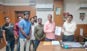 Read more about the article ସନ୍ଥପଡ଼ାକୁ ଏନଟିପିସି ଓ ପ୍ରଶାସନର ଅଣଦେଖାକୁ ବିରୋଧ, ୭ ଦିନ ଭିତରେ ସମସ୍ୟା ସମାଧାନ ନ କଲେ କାର୍ଯ୍ୟବନ୍ଦ ଚେତାବନୀ ଦେଲେ ସରପଞ୍ଚ