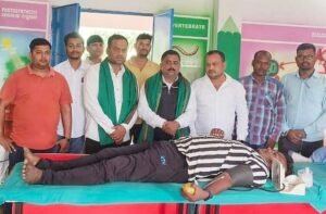 Read more about the article ବିଜୁ ଜନତା ଦଳର ପ୍ରତିଷ୍ଠା ଦିବସ ପାଳନ: ବଡକେରଜାଙ୍ଗ ପଞ୍ଚାୟତରେ ରକ୍ତଦାନ ଶିବିର, ୮୪ ୟୁନିଟ ରକ୍ତ ସଂଗୃହୀତ