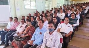 Read more about the article ଅନୁଗୁଳ ଜିଲ୍ଲାସ୍ତରୀୟ ଉଚ୍ଚ ବିଦ୍ୟାଳୟ ସମୂହ ପ୍ରଧାନ ଶିକ୍ଷକ ଶିକ୍ଷୟିତ୍ରୀଙ୍କ ଦିନିକିଆ ସମ୍ମିଳନୀ, ତାଲିମ ନେଲେ ୨୬ ଶିକ୍ଷକ