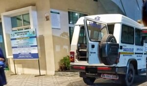 Read more about the article ସରକାରୀ ଆମ୍ବୁଲାନ୍ସ ଚାଳକଙ୍କ ଘରୋଇ ହସ୍ପିଟାଲ ପ୍ରୀତି,କମିଶନ ୫ଶହ ରୁ ୧୫ଶହ