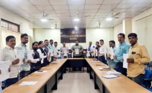 Read more about the article ଅନୁଗୁଳ ଜିଲ୍ଲାର ଚୂଡ଼ାନ୍ତ ଭୋଟର ତାଲିକା ପ୍ରକାଶିତ: ୫ ନିର୍ବାଚନମଣ୍ଡଳୀର ଅଛନ୍ତି ୯ ଲକ୍ଷ ୬୩ ହଜାର ୫୧୮ଜଣ ଭୋଟର