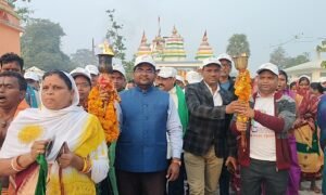 Read more about the article ଅନୁଗୁଳ ଜିଲ୍ଲା ମହୋତ୍ସବ: ବିଭିନ୍ନ ଦେବଦେବୀ ପୀଠ ବୁଲି ଶୈଳଶ୍ରୀକ୍ଷେତ୍ର ପହଞ୍ଚିଲା ମଶାଲ