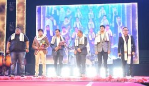 Read more about the article ଅନୁଗୁଳ ଜିଲ୍ଲା ମହୋତ୍ସବର ୨ୟ ସନ୍ଧ୍ୟା: ନଭ୍ୟା ଓ ମହମ୍ମଦଙ୍କ ଗୀତରେ ଝୁମିଲା ପୂରା ଷ୍ଟାଡିୟମ୍