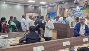 Read more about the article ଜିଲ୍ଲାସ୍ତରୀୟ ମିଳିତ ଜନ ଶୁଣାଣି ଶିବିର: ୧୨ ଟି ଅଭିଯୋଗର ଶୁଣାଣି କରି ନ୍ୟାୟ ଦେଲେ ଜିଲ୍ଲାପାଳ