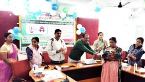 Read more about the article ଜିଲ୍ଲା ମୁଖ୍ୟ ଚିକିତ୍ସାଳୟରେ ଜାତୀୟ କନ୍ୟା ସନ୍ତାନ ଦିବସ ପାଳିତ: କନ୍ୟା ସନ୍ତାନର ଯତ୍ନ ନେବା ସହ ଭବିଷ୍ୟତକୁ ସୁରକ୍ଷିତ କରିବା ଉପରେ ଗୁରୁତ୍ବାରୋପ