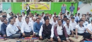 Read more about the article ୨୧ ଦଫା ଦାବି ନେଇ ଅନୁଗୁଳ ଜିଲ୍ଲା ଶିକ୍ଷାଧିକାରୀଙ୍କ କାର୍ଯ୍ୟାଳୟ ଆଗରେ ଶିକ୍ଷକଙ୍କ ଗଣଧାରଣା