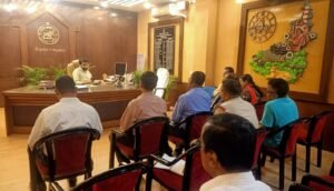 Read more about the article ଜରୁରୀକାଳୀନ ସେବା କର୍ମଚାରୀଙ୍କ ନିମନ୍ତେ ପୋଷ୍ଟାଲ ବାଲଟ ବ୍ୟବସ୍ଥା ନେଇ ପ୍ରସ୍ତୁତି ବୈଠକ