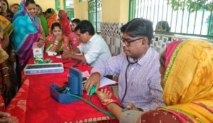 Read more about the article ମା’ ଫାଉଣ୍ଡେସନ ତରଫରୁ ମାଗଣା ସ୍ୱାସ୍ଥ୍ୟସେବା ଶିବିର: ଉପକୃତ ହେଲେ ୫୦୦ ରୋଗୀ
