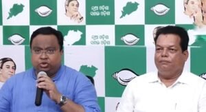 Read more about the article ବିଜେଡିରେ ମିଶିଲେ ଅନୁଗୁଳର ବିଶିଷ୍ଟ ଶିକ୍ଷାବିତ୍ ମହେଶ ଧଳ