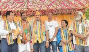 Read more about the article ବେଣାଗାଡିଆ ପଞ୍ଚାୟତରେ ବିଜେପିର ବିରାଟ କର୍ମୀ ସମ୍ମିଳନୀ ଓ ମିଶ୍ରଣ ପର୍ବ