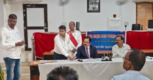 Read more about the article ଅନୁଗୁଳରେ ଦ୍ବିତୀୟ ରାଷ୍ଟ୍ରୀୟ ଲୋକ ଅଦାଲତ: ୧୨ ଟି ମୋଟରଯାନ ଦୁର୍ଘଟଣା ଜନିତ ମାମଲାରେ ୧ କୋଟି ୧୨ ଲକ୍ଷ ୭୦ ହଜାର ଟଙ୍କାର କ୍ଷତି ପୂରଣ ପ୍ରଦାନ