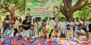 Read more about the article ବିଜୁ ଜନତା ଦଳର ପଞ୍ଚାୟତସ୍ତରୀୟ କର୍ମୀ ସମ୍ମିଳନୀ, ଯୋଗ ଦେଲେ ଶତାଧିକ ବିଜେଡି ନେତା