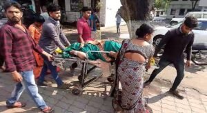 Read more about the article ଶନିଦେବଙ୍କ ପୂଜା ବେଳେ ବଜ୍ରପାତ, ୬ ମହିଳା ଗୁରୁତର