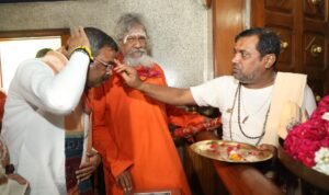 Read more about the article ଶପଥ ଗ୍ରହଣ ପରେ ମହାପ୍ରଭୁ ଜଗନ୍ନାଥଙ୍କ ପୂଜାର୍ଚ୍ଚନା କଲେ କେନ୍ଦ୍ରମନ୍ତ୍ରୀ ଧର୍ମେନ୍ଦ୍ର ପ୍ରଧାନ