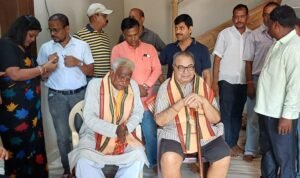 Read more about the article ପୂର୍ବ କେନ୍ଦ୍ରମନ୍ତ୍ରୀ ଡାକ୍ତର ଦେବେନ୍ଦ୍ର ପ୍ରଧାନଙ୍କୁ ଭେଟିଲେ ଢେଙ୍କାନାଳ ସାଂସଦ ରୁଦ୍ର ନାରାୟଣ ପାଣି