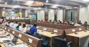 Read more about the article “ଶିଶୁଙ୍କ ପାଇଁ ଦିନଟିଏ” ସମୀକ୍ଷା ବୈଠକ: ପିଲାଙ୍କ ପାଇଁ କାର୍ଯ୍ୟକାରୀ ହେଉଥିବା ବିଭିନ୍ନ ଯୋଜନାକୁ ନେଇ ଆଲୋଚନା