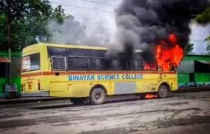 Read more about the article ସ୍କୁଲ କଲେଜ ମାନୁ ନାହାନ୍ତି ସଡ଼କ ସୁରକ୍ଷା ଆଇନ୍