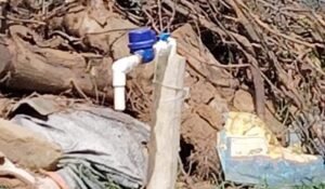 Read more about the article ଦୋଷ ଘୋଡ଼ାଇବାକୁ ଅନୁଗୁଳ ଜନସ୍ୱାସ୍ଥ୍ୟ ବିଭାଗର ପ୍ରୟାସ: ଜଳ ଅପଚୟ ନେଇ ଅଭିଯୋଗ ପରେ ଖୋଲା ଟ୍ୟାପରେ ଲଗାଇଲା ମିଟର