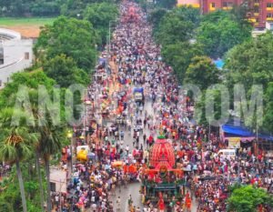 Read more about the article ଶୈଳ ଶ୍ରୀକ୍ଷେତ୍ରରେ ଘୋଷଯାତ୍ରା: ରଥରେ ବସି ମାଉସୀ ଘରକୁ ଗଲେ ଚତୁର୍ଦ୍ଧାମୂର୍ତ୍ତି, ୫୦ ହଜାର ଶ୍ରଦ୍ଧାଳୁଙ୍କ ସମାଗମ