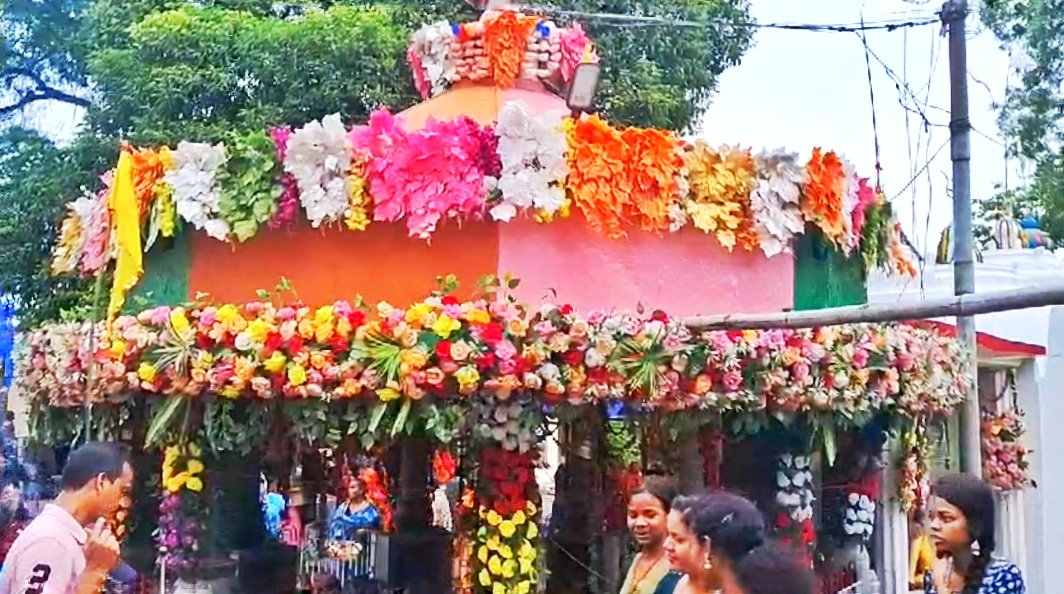You are currently viewing ମଝିକା କାଶୀ ବୈଦ୍ୟନାଥ ମନ୍ଦିରରେ ହର ପାର୍ବତୀଙ୍କ ନୂତନ ବିଗ୍ରହ ପ୍ରତିଷ୍ଠା ସମ୍ପନ୍ନ