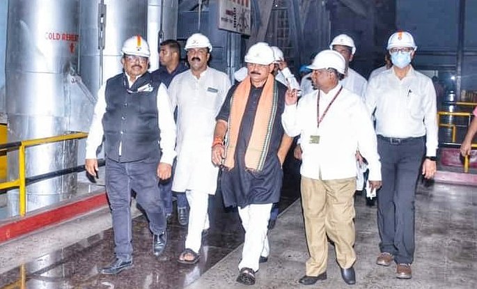 You are currently viewing ନାଲକୋ ପରିଦର୍ଶନ କଲେ କେନ୍ଦ୍ର ମନ୍ତ୍ରୀ ସତୀଶ ଚନ୍ଦ୍ର ଦୁବେ