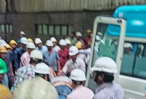 Read more about the article ଏନଟିପିସି ପ୍ଲାଣ୍ଟରେ ଅଘଟଣ: ଫାୟାର ସିଲିଣ୍ଡର ଫାଟି ଅପରେଟର ଗୁରୁତର, ମୁହଁ ଓ ଆଖିରେ ଲାଗିଛି ଗଭୀର ଆଘାତ