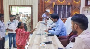 Read more about the article ଅନୁଗୁଳ ଜିଲ୍ଲାର ବିଭିନ୍ନ ସ୍ଥାନରେ ଜନ ଶୁଣାଣି କାର୍ଯ୍ୟକ୍ରମ ଆୟୋଜିତ