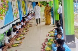 Read more about the article ଖାଲପାଳ ସରକାରୀ ଉଚ୍ଚ ପ୍ରାଥମିକ ବିଦ୍ୟାଳୟରେ ତିଥିଭୋଜନ ଆୟୋଜିତ