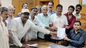 Read more about the article ତାଳଚେର ପୌର ଡାକ୍ତରଖାନାରୁ ପଦବୀ ଉଚ୍ଛେଦ ନ କରିବାକୁ ସ୍ୱାସ୍ଥ୍ୟମନ୍ତ୍ରୀଙ୍କ ଉଦ୍ଦେଶ୍ୟରେ ଉପଜିଲ୍ଲାପାଳଙ୍କୁ ଦାବିପତ୍ର