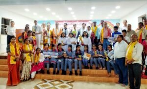 Read more about the article ଭାରତ ବିକାଶ ପରିଷଦ ପକ୍ଷରୁ ଜଣା ଅଜଣା ଓ ସମୂହ ଗାନ ପ୍ରତିଯୋଗିତା