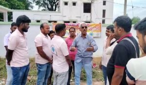 Read more about the article ଅନୁଗୁଳ ଜିଲ୍ଲା ମୁଖ୍ୟ ଚିକିତ୍ସାଳୟରେ ସଫେଇ ଓ ବୃକ୍ଷରୋପଣ କାର୍ଯ୍ୟକ୍ରମ ଆୟୋଜିତ