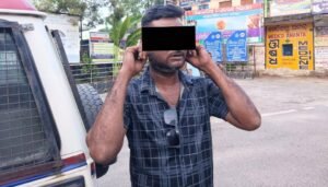 Read more about the article ଅନୁଗୁଳ ମେଡ଼ିକାଲରେ ନକଲି ସାମ୍ବାଦିକ କାନ ଧରିଲେ