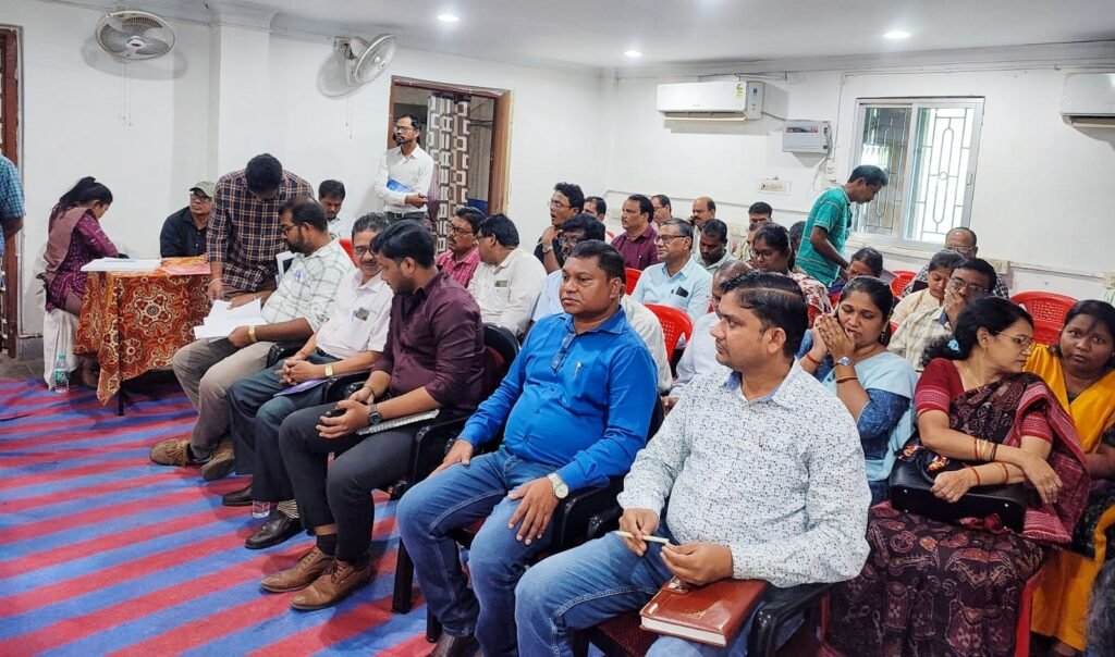 ଲୋକଙ୍କ ଅଭିଯୋଗ ଶୁଣିଲା ପ୍ରଶାସନ: ଜିଲ୍ଲାସ୍ତରୀୟ ମିଳିତ ଜନ ଶୁଣାଣି କାର୍ଯ୍ୟକ୍ରମ ଆୟୋଜିତ
