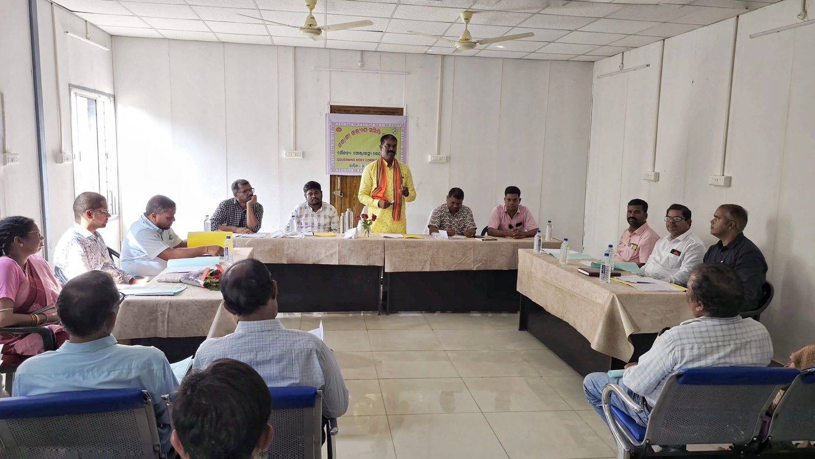 You are currently viewing ଛେଣ୍ଡିପଦା ଗୋଷ୍ଠୀ ସ୍ବାସ୍ଥ୍ୟ କେନ୍ଦ୍ରରେ ରୋଗୀ କଲ୍ୟାଣ ସମିତି ବୈଠକ, ଯୋଗ ଦେଲେ ବିଧାୟକ ଅଗସ୍ତି ବେହେରା