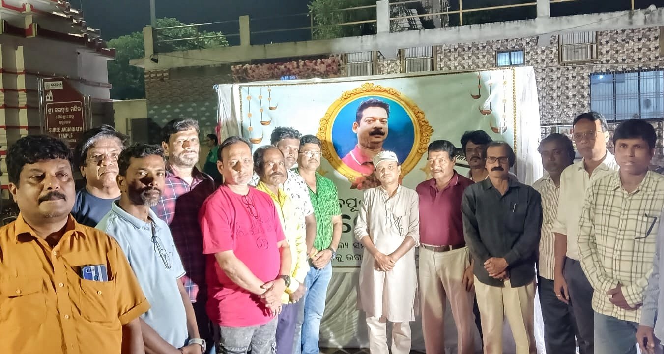 You are currently viewing କଳାକାର ବବିଙ୍କ ବିୟୋଗରେ ଶୋକ