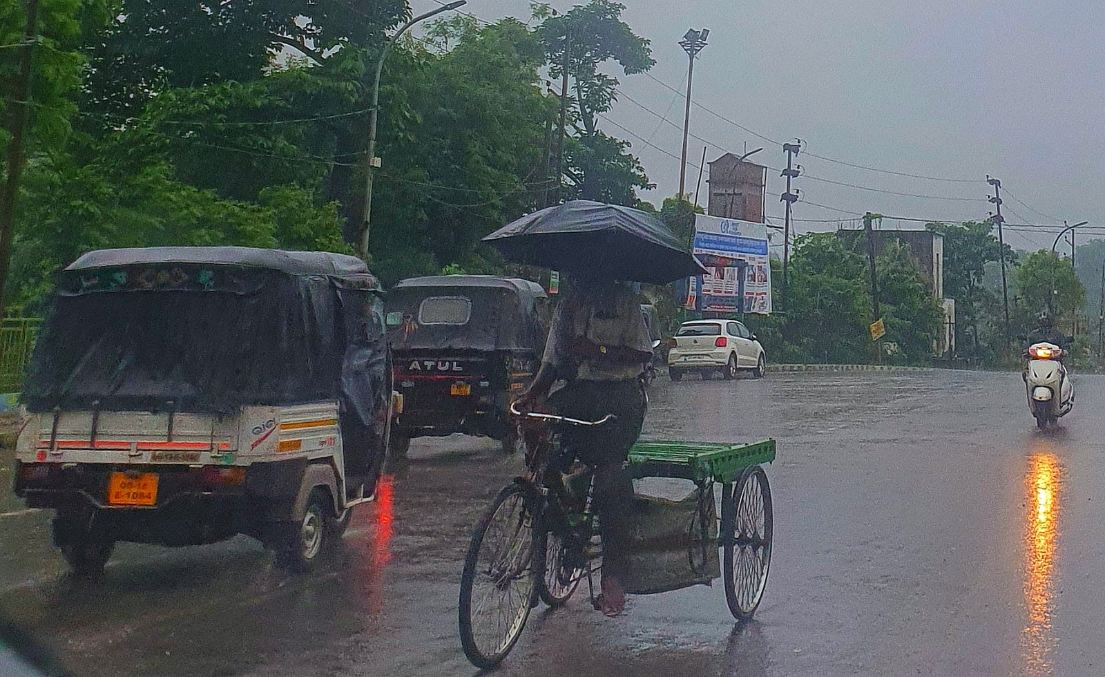 You are currently viewing ପୁଣି ଭିଜେଇବ ବର୍ଷା, ଜାନୁଆରୀ ୩ରେ ବଙ୍ଗୋପସାଗରରେ ଘୂର୍ଣ୍ଣିବଳୟ